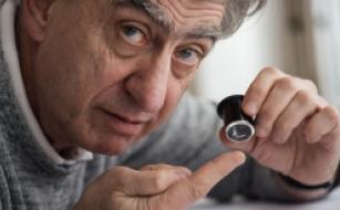 Swatch Group creates the world’s smallest Bluetooth chip